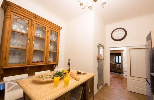 Cerdedo Villa | Mansion in Cerdedo with Private Pool and Garden