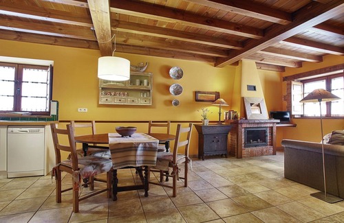 Pruneda Apartment | Mansion in Nava near Beach & Pool
