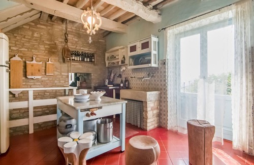 San Angelo Villa | Mansion in Vallefoglia with Pool and Panorama