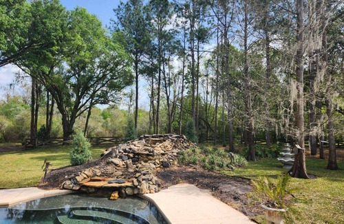 Lakeland House | Mansion on 20 Acres - Perfect for a Family Vacation