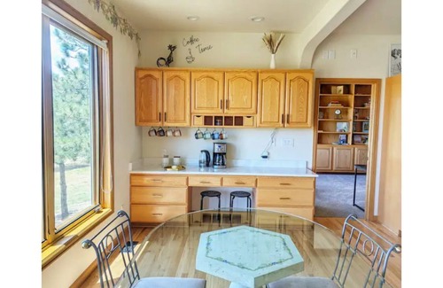 Colorado Springs House | Mansion on 8 Acres w/indoor pool, outdoor hot tub, fire pit, Frisbee golf,