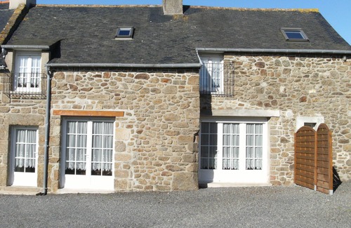 Saint-Coulomb House | Mansion - Saint-coulomb