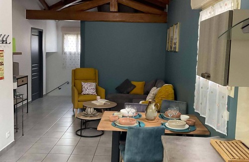 Saumane Cottage | Mansion - Saumane