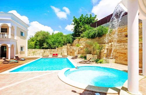 Pegeia Villa | Mansion View