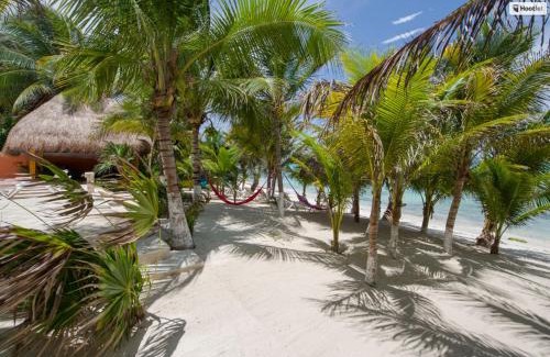 Soliman Bay House | Mansion Villa in Soliman Bay for 34 guests!