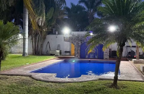 Riberas del Pilar House | Mansion with Lake View, Garden and Pool