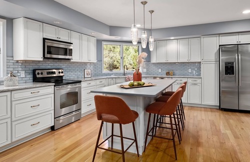 Medford House | Mansion with resort just half-hour from Philadelphia