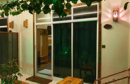 Dhangethi House | Manta Dhangethi