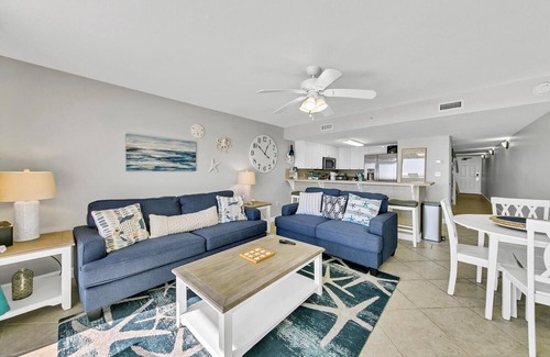 Fort Walton Beach Condo | Manta Ray 413@ Pelican Isle Beach Serv/Fish/Relax * Beach Front*