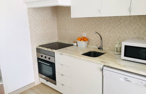 Manta Rota House | MantaGarden - Typical House - Manta Rota Beach - AC - WiFi - Garden with 250 m2