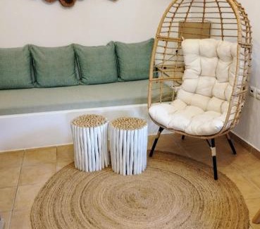 Apollonia Apartment | Mantelena studios & family apartments