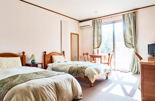 Hachijo House | Mantenbo