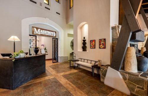 South Pandosy Resort | Manteo at Eldorado Resort