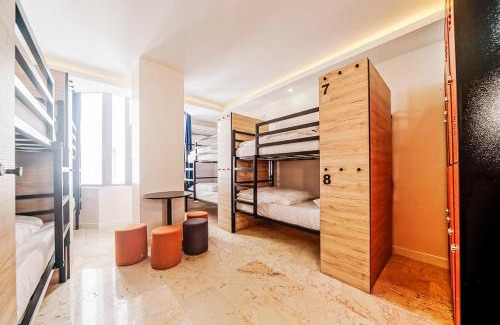 Ust Bostanci Hostel | Manu Startup House