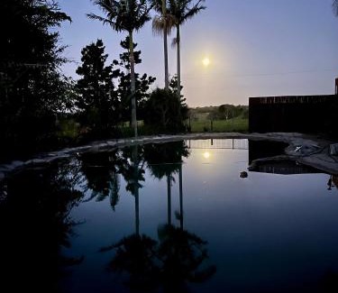 Maleny Apartment | Manuka Getaway