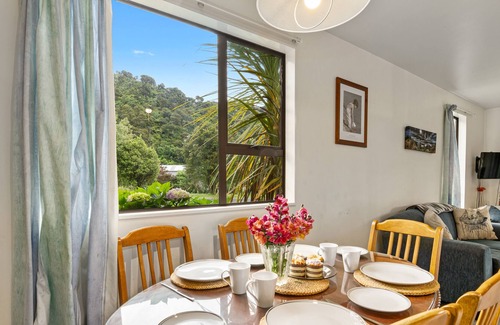 Ngakuta Bay House | MANUKA RETREAT - NGAKUTA BAY, family friendly in Picton