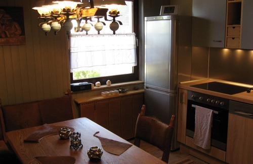 Heimfeld Apartment | Many excursion destinations, e.g. Museumsdorf, wildlife park, Altes Land, opera, theater and musical.