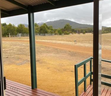 Porongurup Apartment | Manyat Peak cottages Kestrel