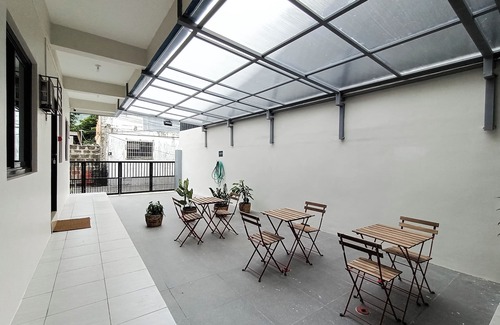 Anilao Apartment | Manzil Anilao Cosy 2 Bedroom Apartment U5