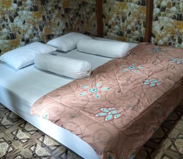 Sipura Island House | Mapaddegat Surf House
