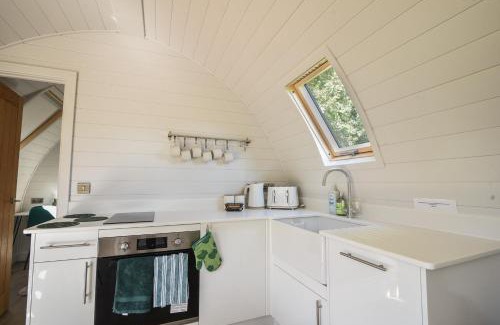 Bridport House | Maple