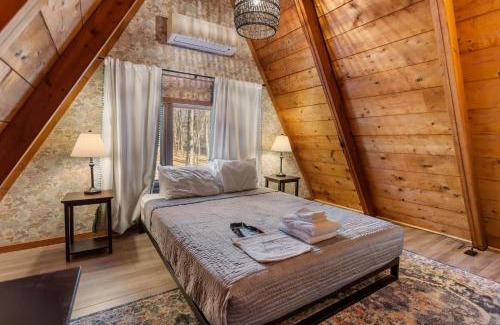 South Haven House | Maple Haven, A-frame cabin, Beach Access
