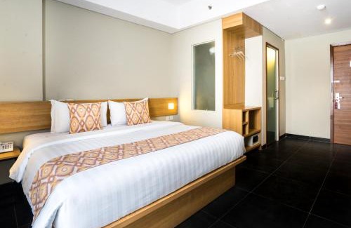 Tanjung Duren Utara Hotel | Maple Hotel Grogol