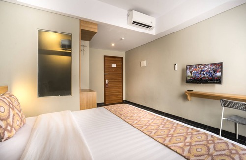 Tanjung Duren Utara Hotel | Maple Hotel Jakarta