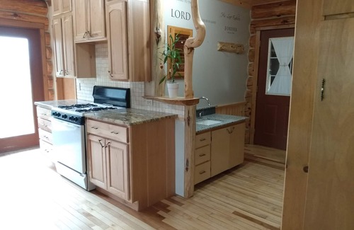 Tustin Cabin | Maple Lane Lake House