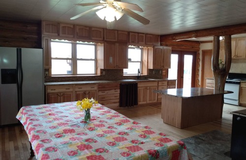 Tustin Cabin | Maple Lane Lake House