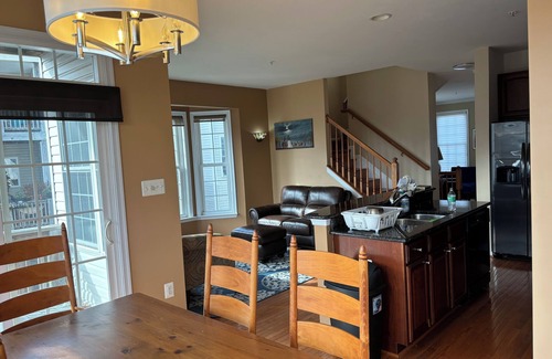Scaggsville House | Maple Lawn Gem-3-bedroom, 30 day plus only stays