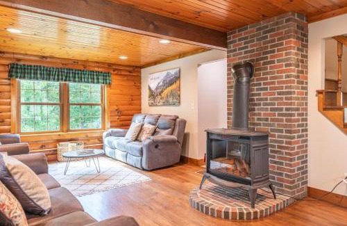 Millersburg House | Maple Leaf Cabin