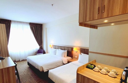 Batu Pahat Hotel | Maple Lodge