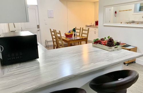Maple Ridge House | Maple Ridge, BC: Private 2BR New Suite, Netflix, Own Parking