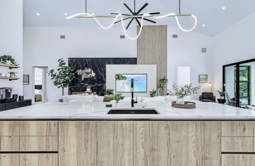 Naples Park House | Maple Shore Homes Welcomes you to Modern Oasis Naples Park!