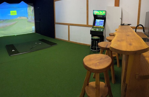 Lindell Beach House | #Maplerockresort-13 acre/GolfCourse/VirtualGolf/Gymnasium/Arcade/Volleyball!