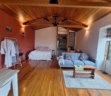 Upper Moutere Bed & Breakfast | Mapua Hills Studio