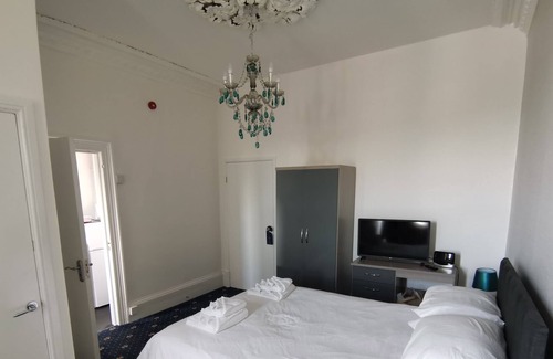 Egremont Hotel | Maqs Bistro