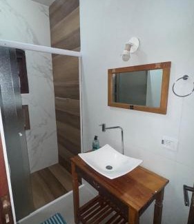 Agua Branca House | Maré Mansa - Casa com Piscina em Ilhabela
