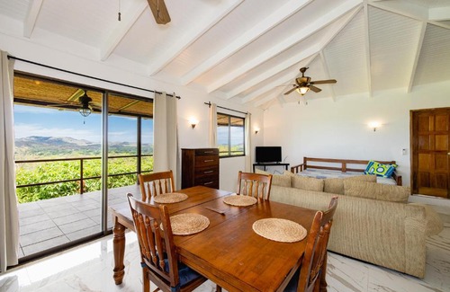 Tamarindo House | Mar Azul Zen Triplex Relaxing Zen Mountain Retreat, Pool and Yoga Platform