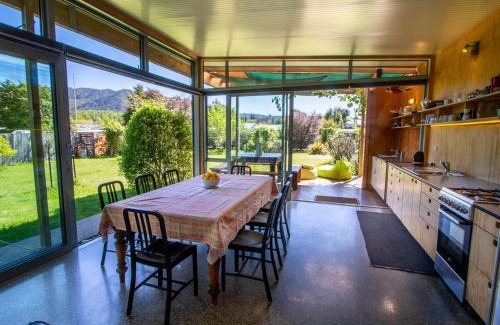 Marahau House | Marahau Magic - Marahau Bach