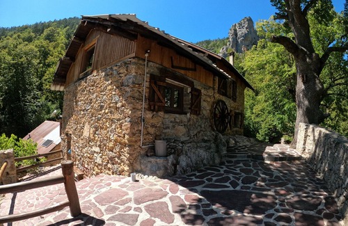 Roubion House | Maralpine house for family holidays