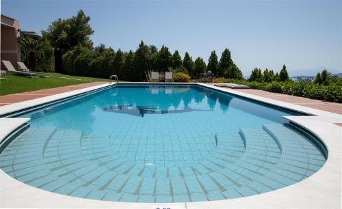 Sternes Apartment | Marathi Hilltop Oasis Sea View Villa
