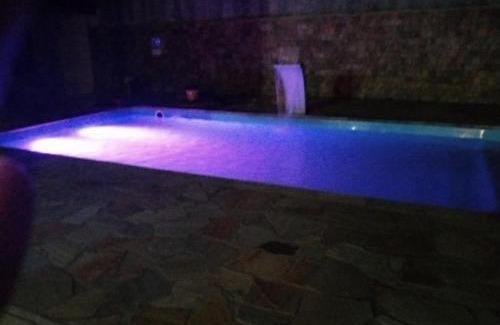 Quinta do Guarau House | Maravilhosa vila a 150 m da praia do GUARAÚ, para 30 pessoas!