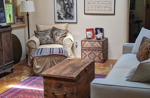 Taos House | Maravilla Adobe- an in town gem