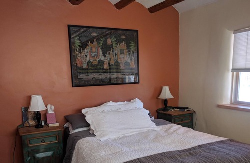 Taos House | Maravilla Adobe- an in town gem