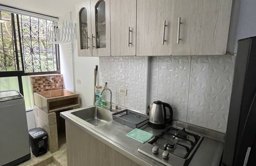 Niquia Apartment | Maravilloso Apartamento Recién Remodelado a 2 Minutos del Metro de Medellín