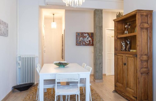 Las Acacias Apartment | Maravilloso Apartamento en Puerta de Toledo C/Gasómetro by Batuecas