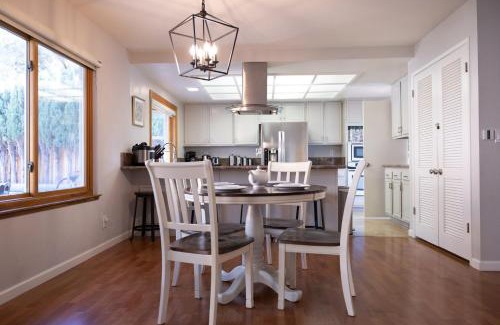 Noble House | @ Marbella Lane - 4BR Cozy home in SJ Pool