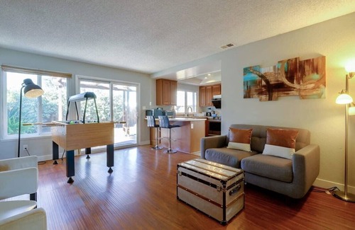 Ardenwood House | @ Marbella Lane - 4BR Home Away From Home | Ldry